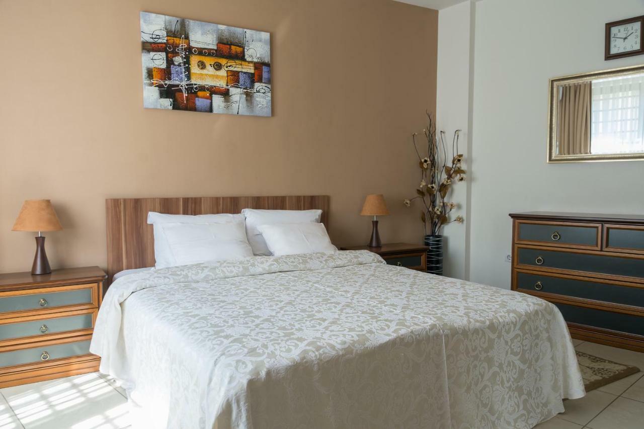 Maxxy Apartments بوخارست المظهر الخارجي الصورة