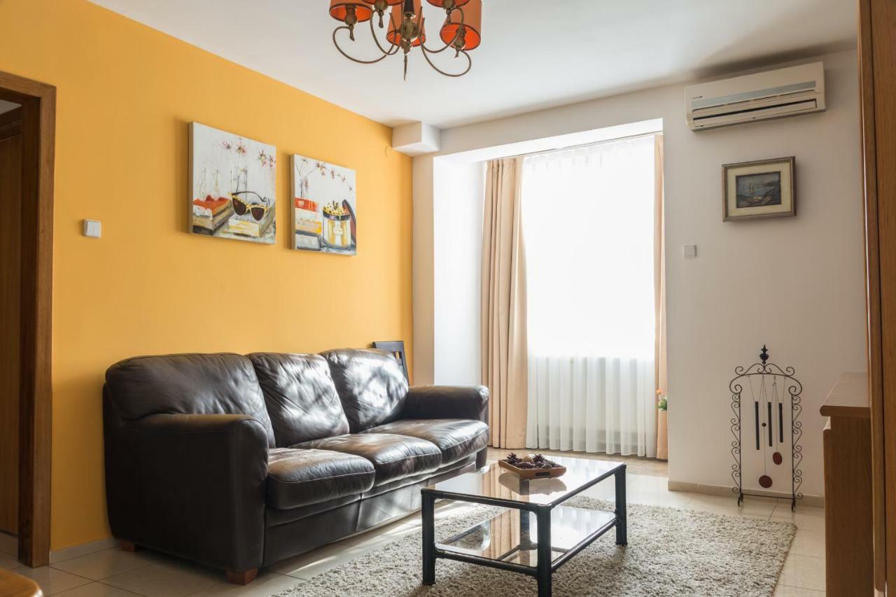 Maxxy Apartments بوخارست المظهر الخارجي الصورة