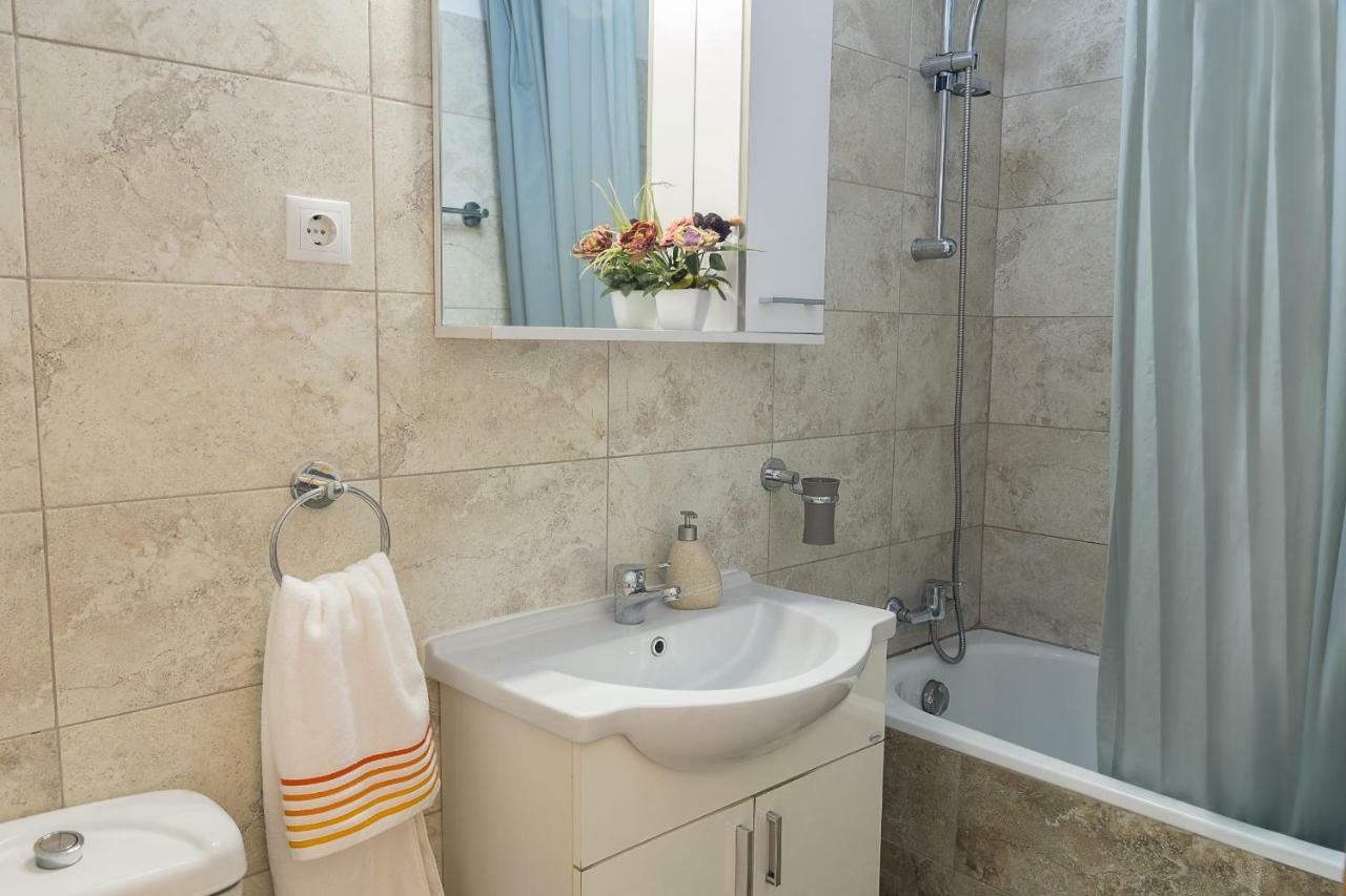 Maxxy Apartments بوخارست المظهر الخارجي الصورة